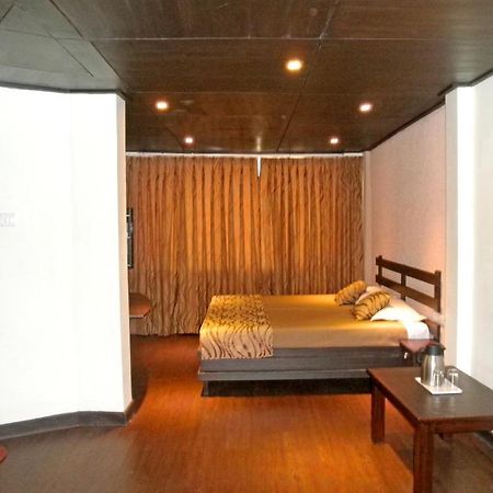The Corner Hotel Nainital Cameră foto